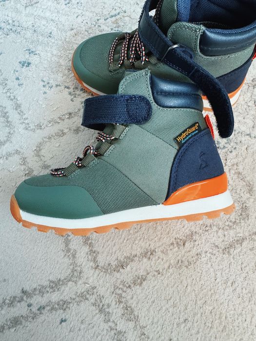 Очень класнные ботинки