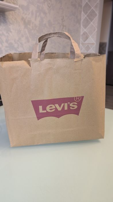 Джинсы Levi's 501