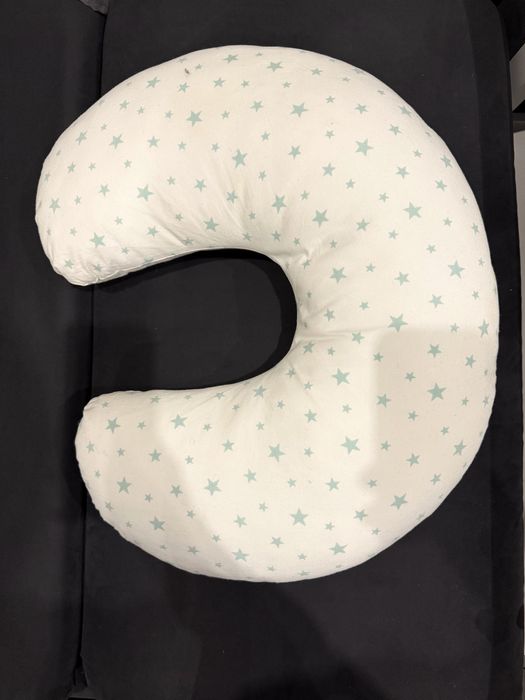 Възглавница за кърмене