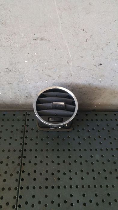 Grila ventilatie stanga opel antara a l07 96661704