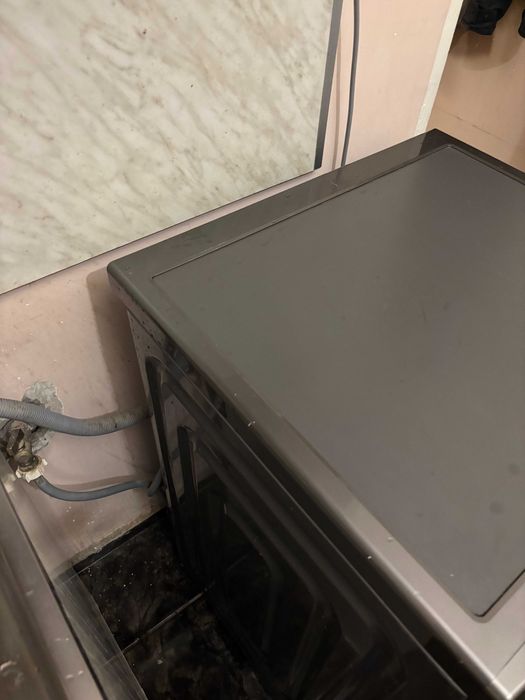 Продавам пералня Samsung EcoBubble WF80F5E5W4X 8kg  1400 об./мин