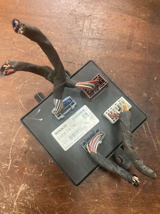 Renault clio 4 2015година 1.5dci Комфорт модул