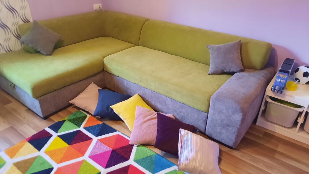 Vând colțar extensibil.