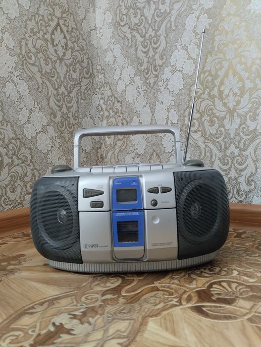 Магнитофон стерео