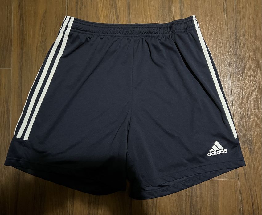 Шорти Adidas L original