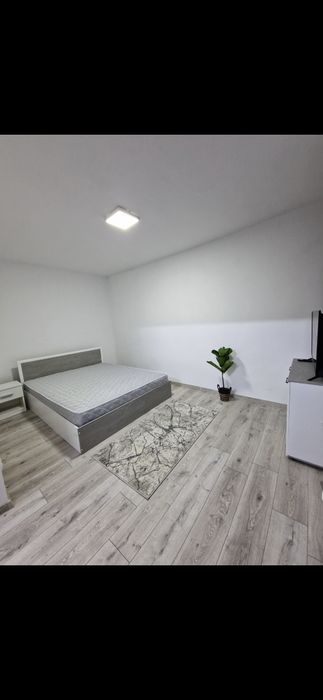 Garsoniera de vânzare- zonă centrală
