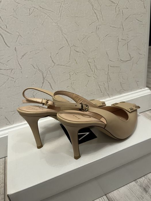 Женская обувь