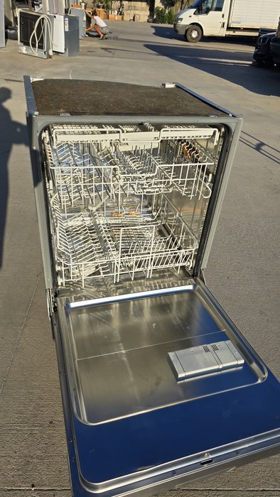 Съдомиялна Miele 60см