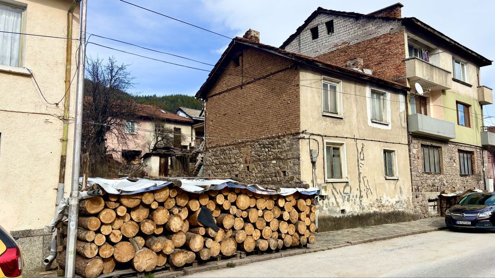 Продава се Къща в Девин - 76 кв.м за 550 €/кв.м - Снимка #1