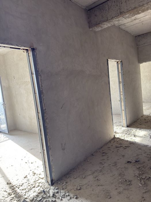 Навои шахар Дом бита Истам курилиш 10 этаж 3 хона + 1 хона кадастрли