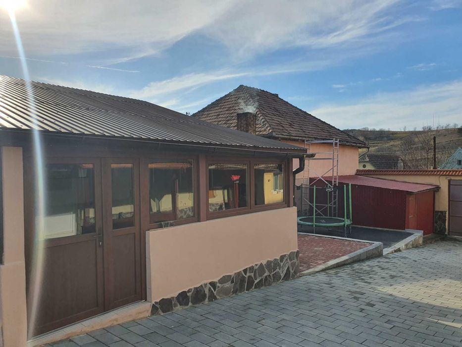 Vindem urgent casa pe un singur nivel, cu 2.021mp teren in Slimnic