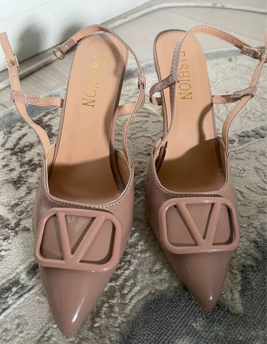 Туфли босоножки каблук