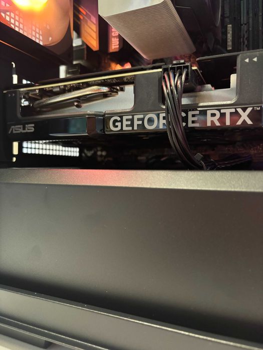 Геймърски компютър AMD Ryzen 5 5600X, RTX 4060 Ti 8GB, 16GB ram
