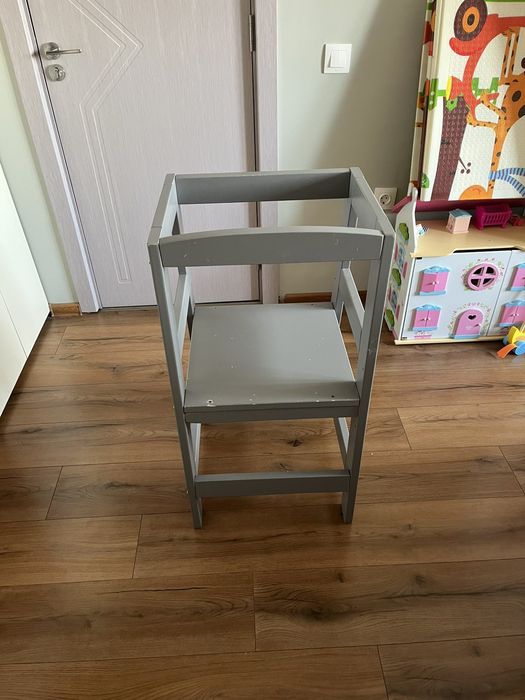 Монтесори кула сива