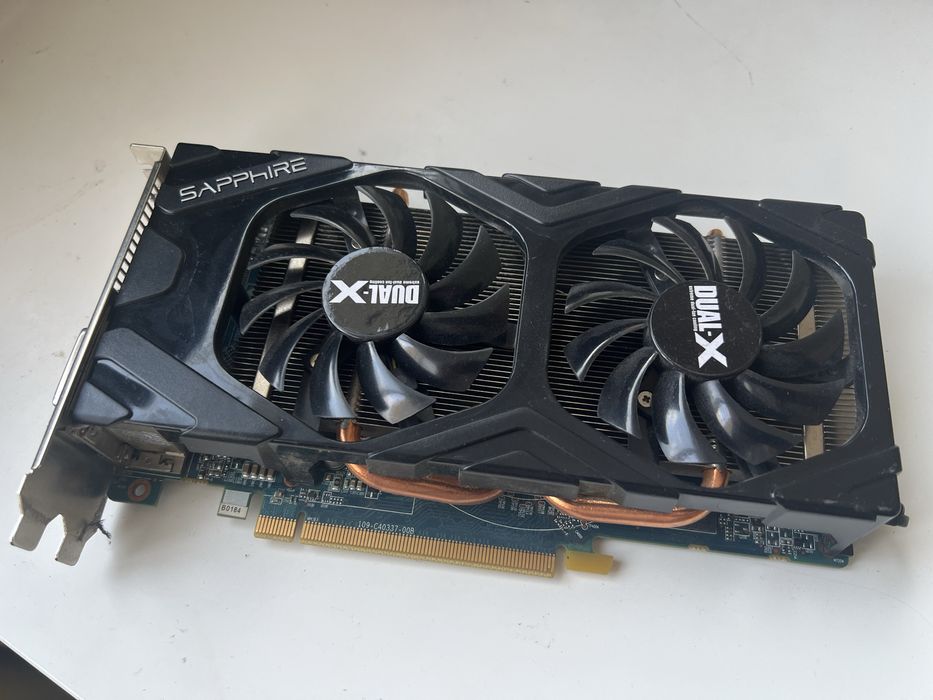 Видео карта AMD Radeon HD 7800 (2GB) + захранване 450W – комплект