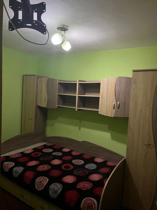 Apartament 2 camere de închiriat – parter – mobilat și utilat