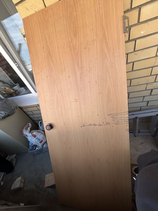 Дверь со ставками