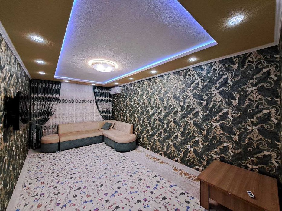 Kvartira sotiladi 3 xonali 1 etaj