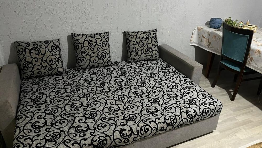 Продается диван буу