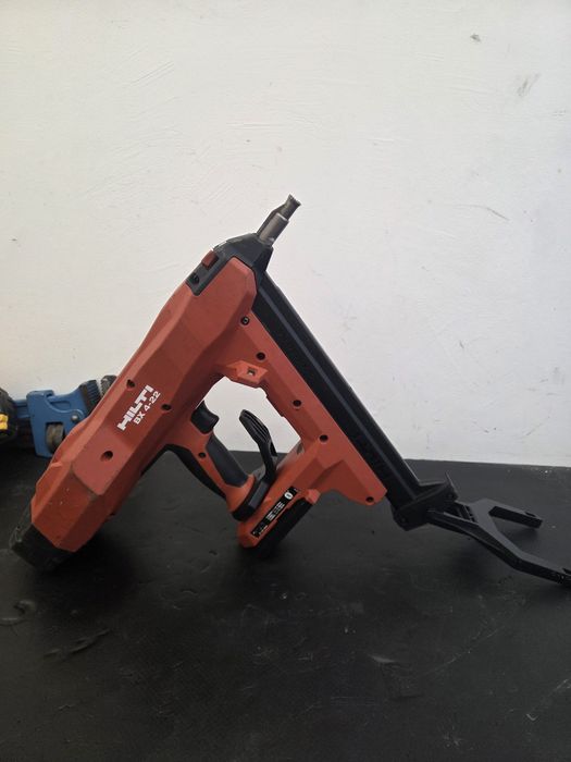 Corp Pistol de batut cuie in beton Hilti BX 4 22