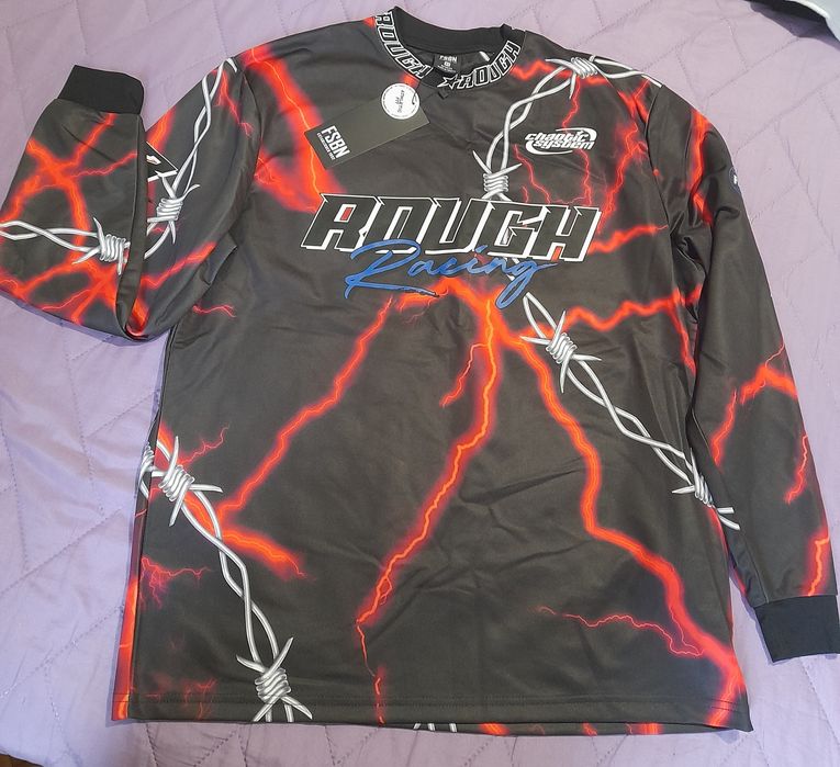 Мъжка блуза с дълъг ръкав тънка