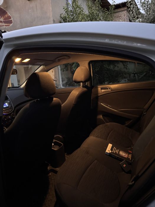 Автомобиль Hyundai Solaris