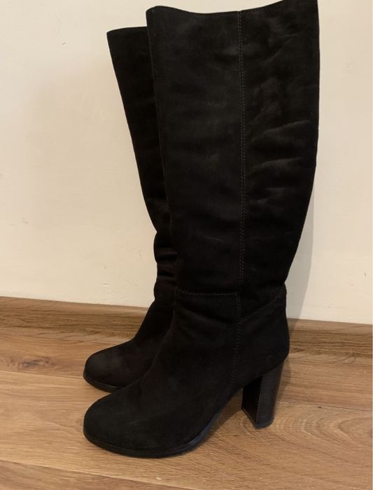 Зимние замшевые сапоги