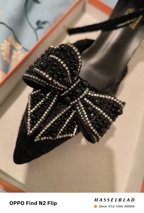 De vânzare pantofi cu toc