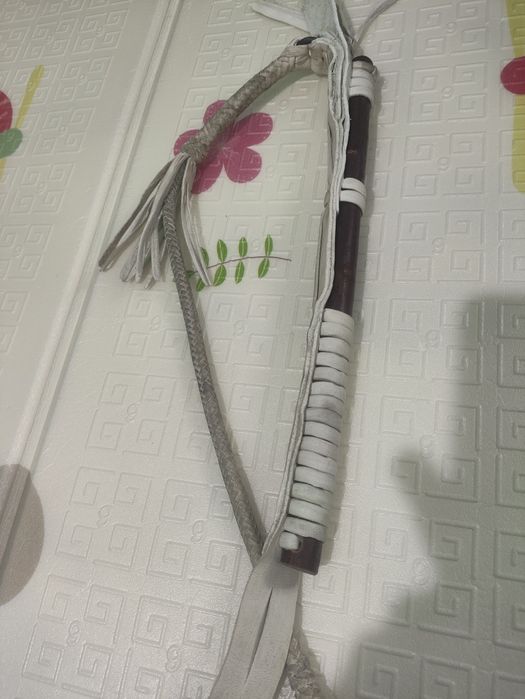 Қамшы сатылады  .