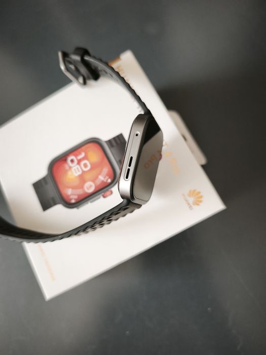 Smartwatch Huawei Fit 4 pro