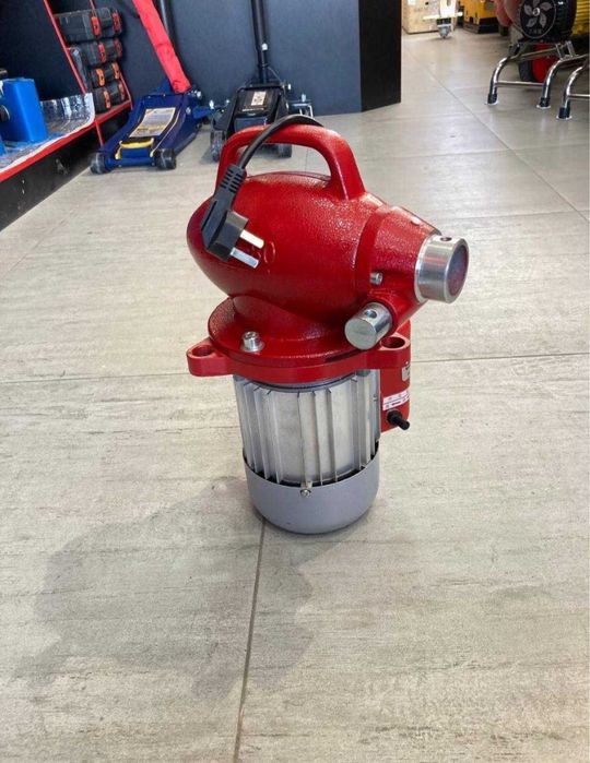 Аппарат для чистки канализации