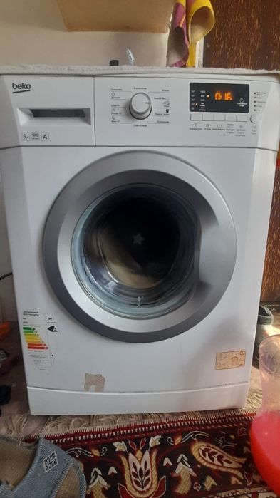 Продам стиральную машину