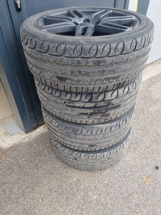 Лети джанти с гуми  225/40/18