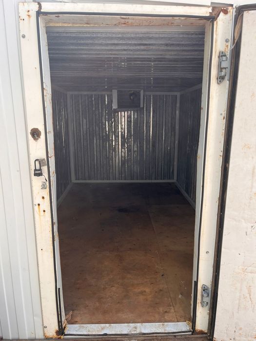 Продам морозильную камеру