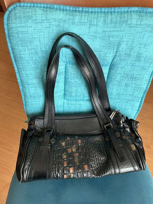 Дамски черни чанти естествена кожа