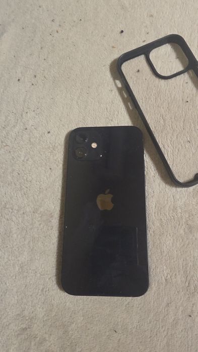 Vind telefon Iphone 12