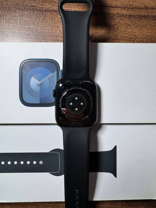 Apple Watch 9 series 45MM.