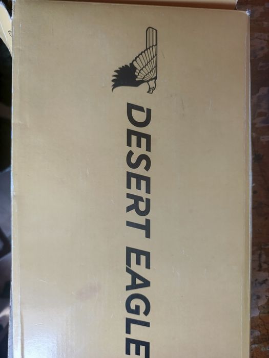 Airsoft Desert eagle  .