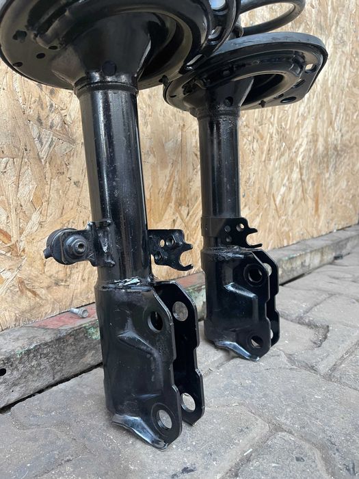 Амортизаторы Toyota Camry