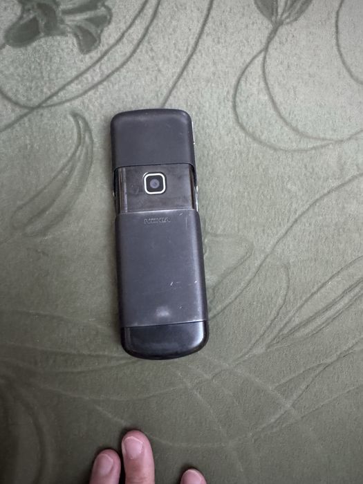 Nokia 8600 Luna мобильный телефон