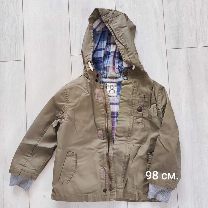 Комбинезоны, куртки детские 2000 тг