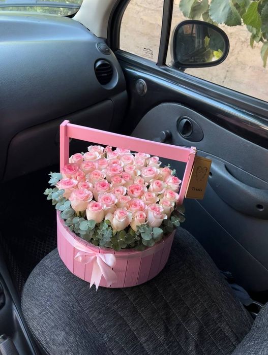 Яқин Инсонингиз Учун Гуллар Букетлар