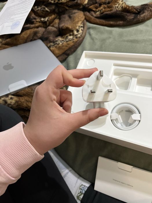 MacBook Air 13 M1 (2020)