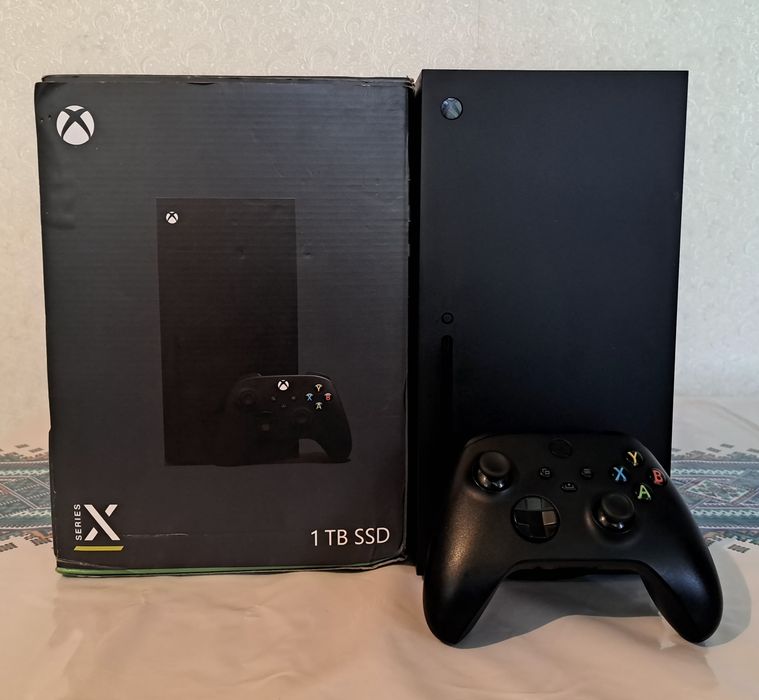 Xbox Series X игровая консоль