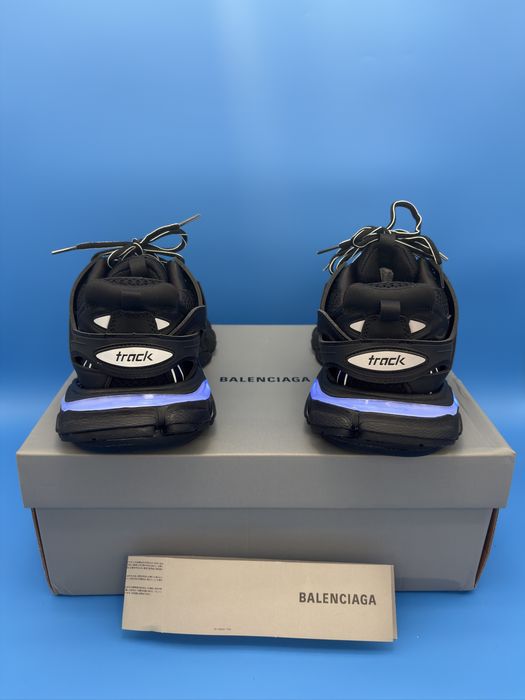 Balenciaga track led