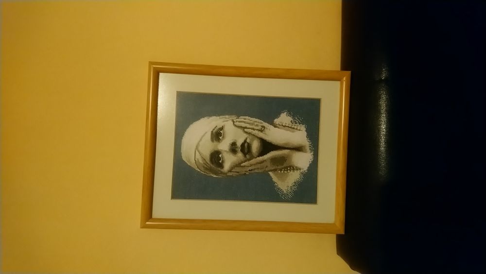 Ушит гоблен ретро дама син фон с рамка.