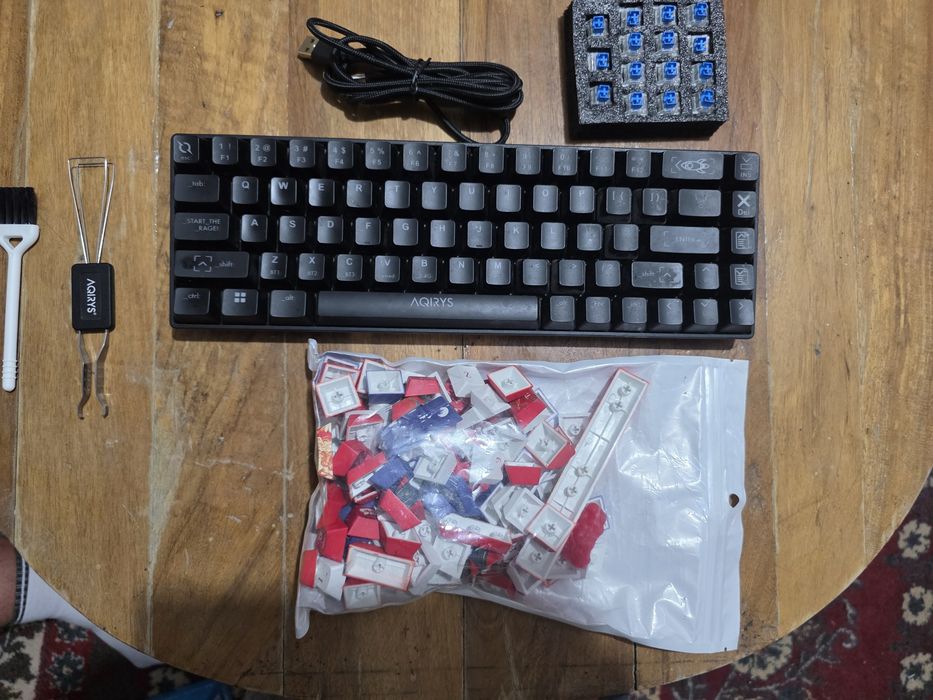 Tastatura gaming aqirys mira -cititi descrierea