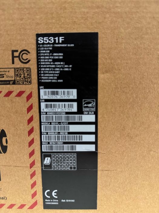 Laptop i7 Asus Vivobook S15 (S531F) (impecabil)