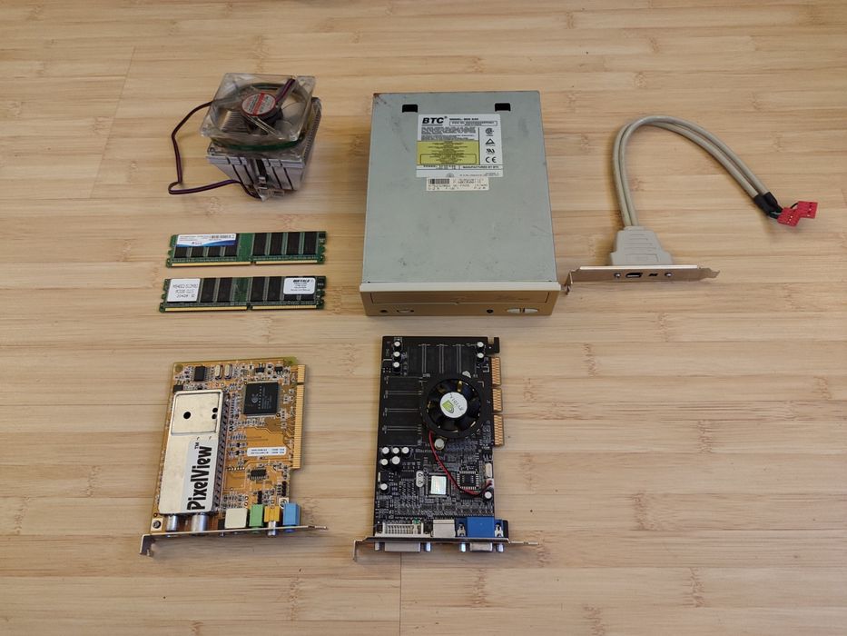 Части за стационарен компютър