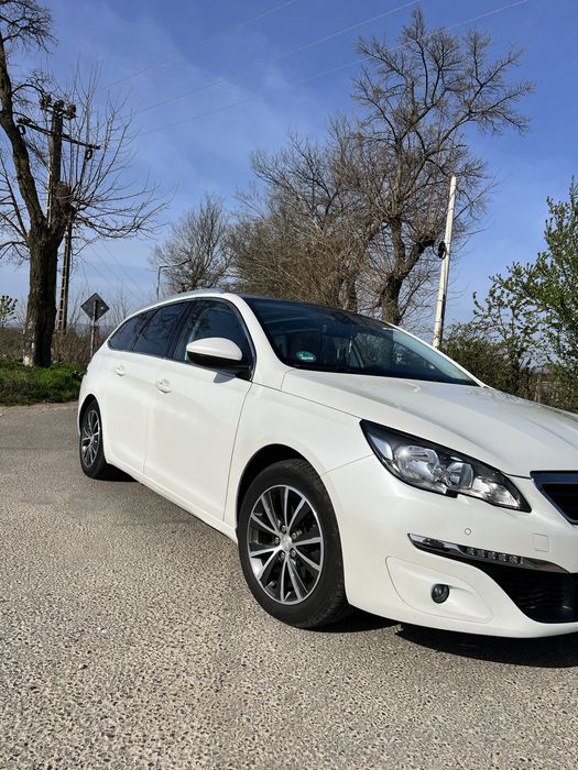 Peugeot 308- 1.6 blue HDI-130